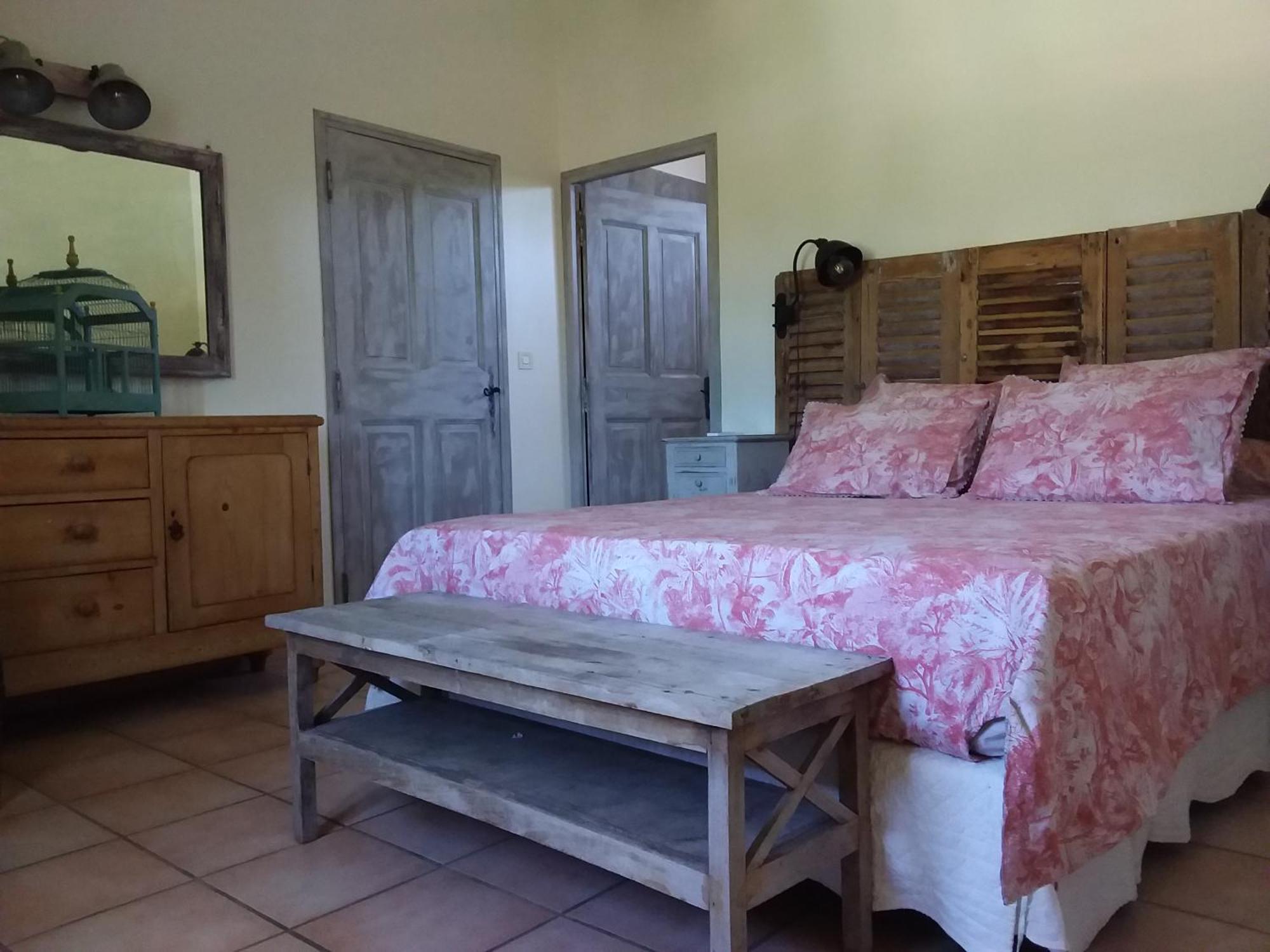 Chambre Pour 2 Personnes Avec Salle De Bain Privee Tourves Kültér fotó