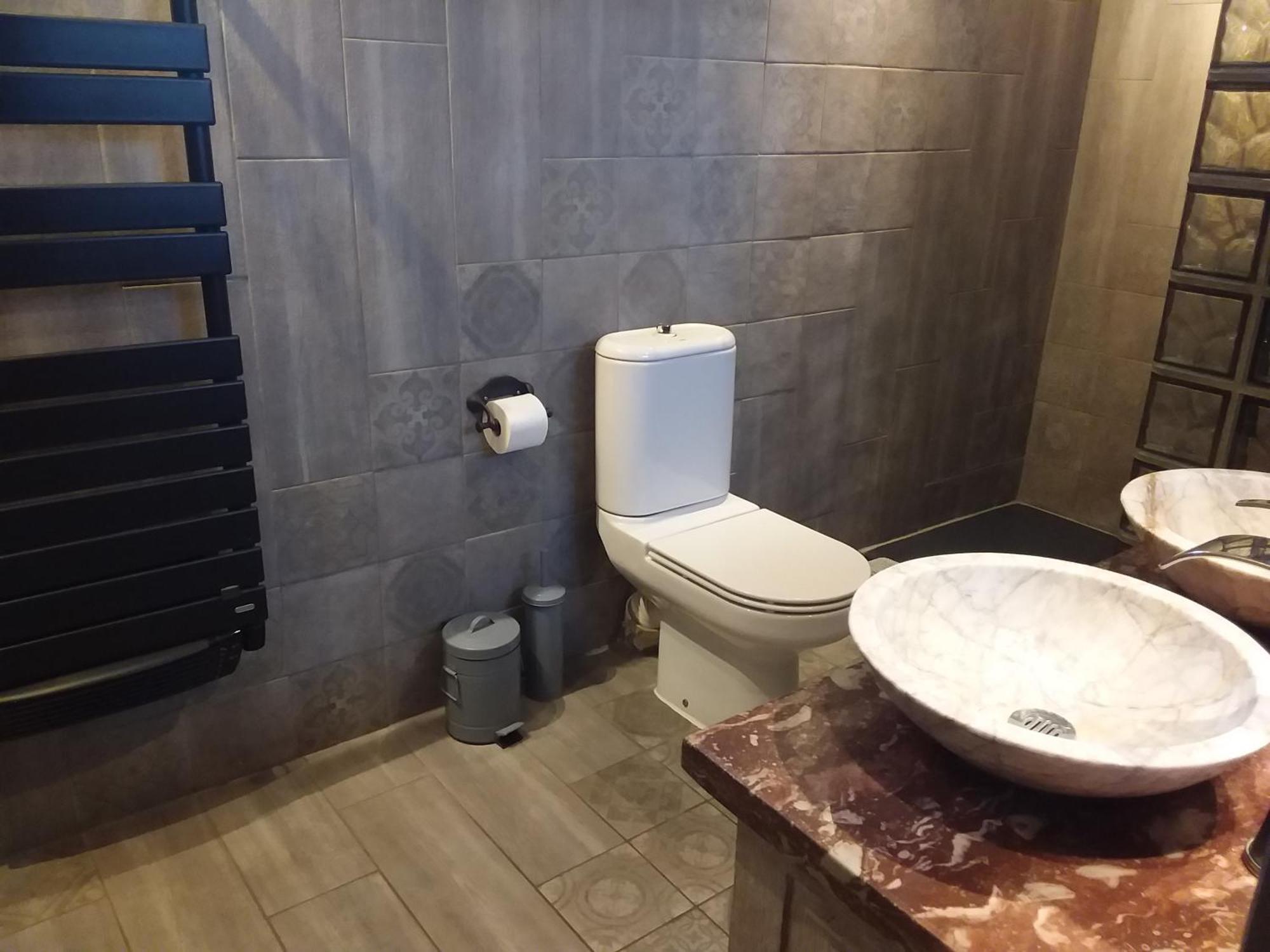 Chambre Pour 2 Personnes Avec Salle De Bain Privee Tourves Kültér fotó