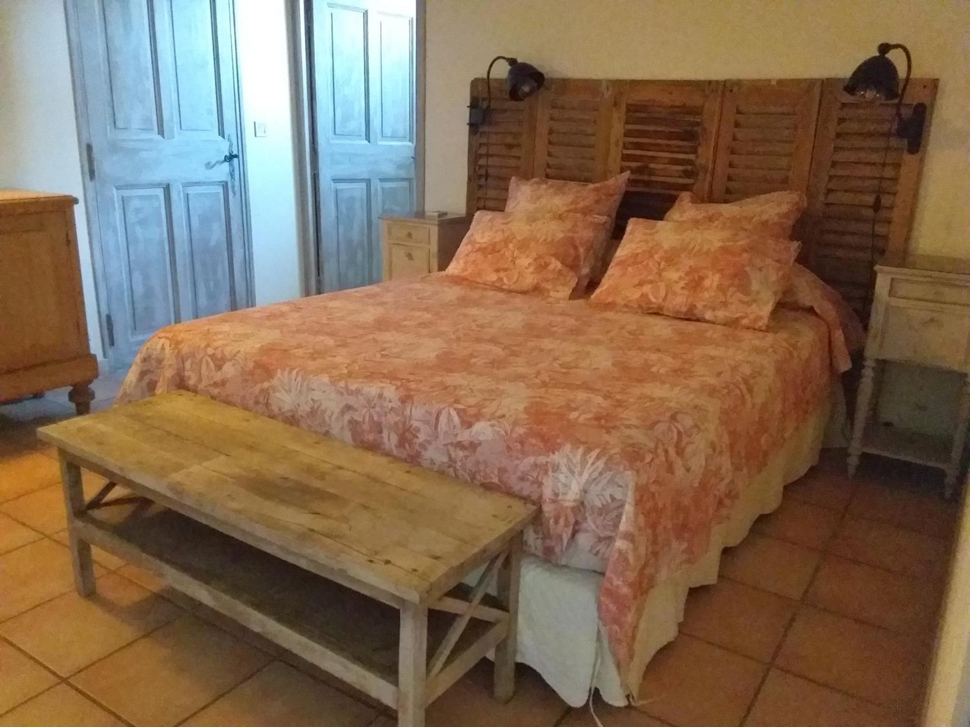 Chambre Pour 2 Personnes Avec Salle De Bain Privee Tourves Kültér fotó